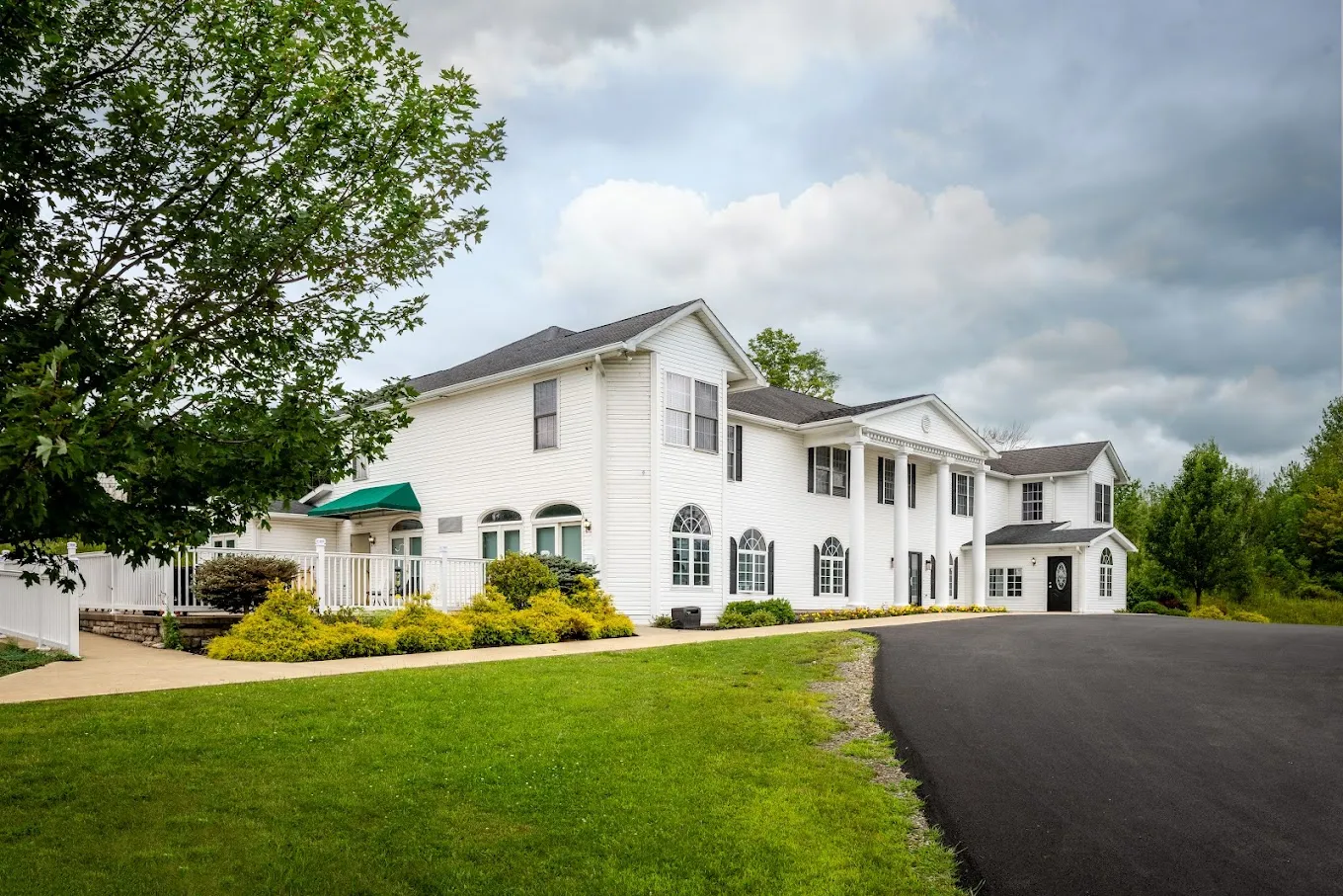 Avenues Recovery Center at Lake Ariel