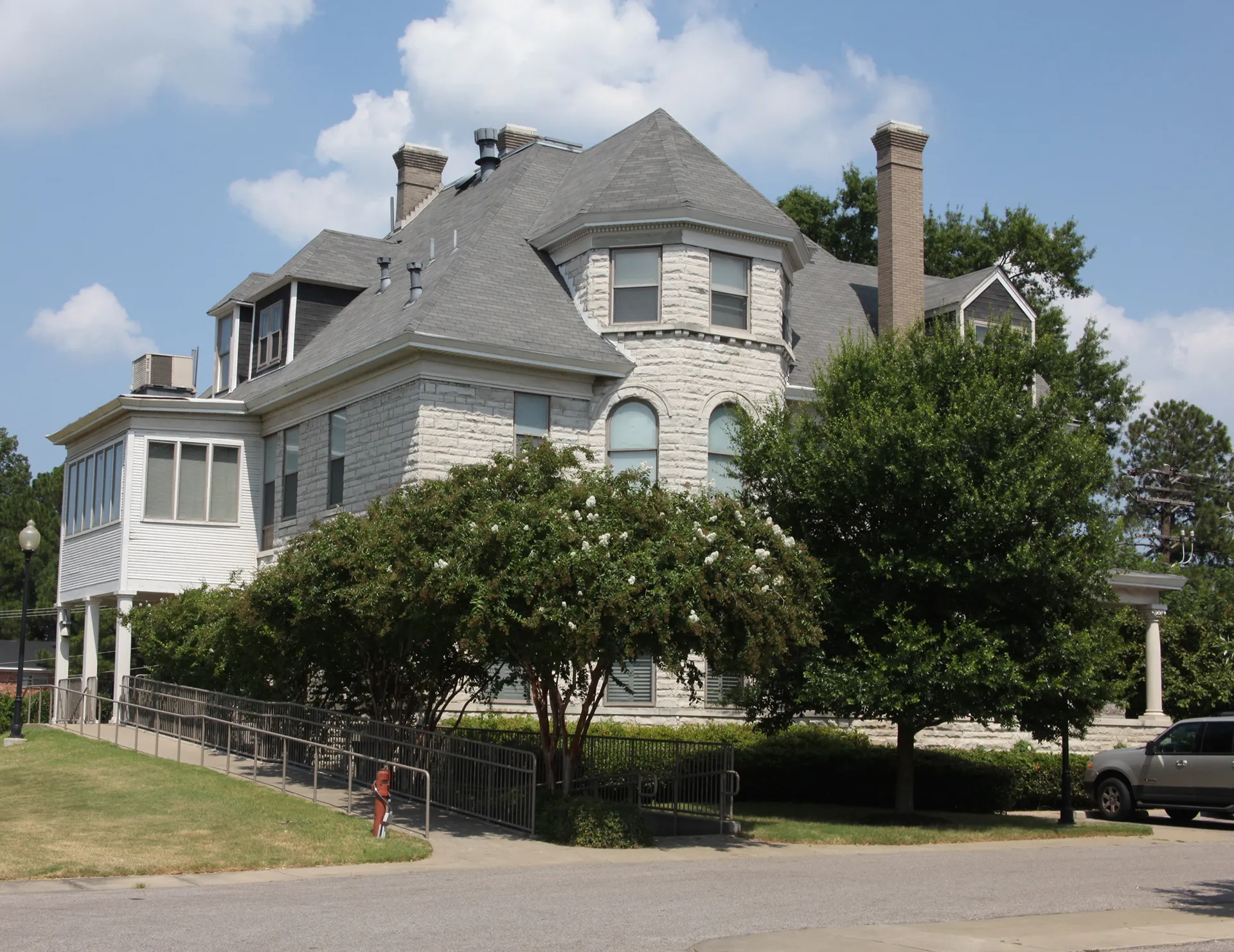 Serenity Recovery Centers